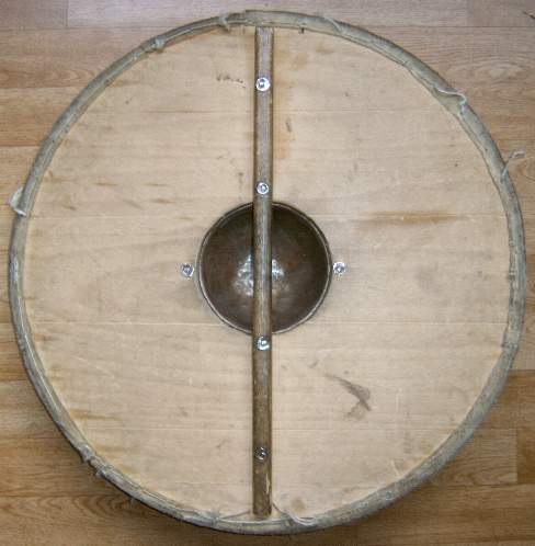 rundschild2_hinten_m.jpg rundschild2_hinten_m.jpg